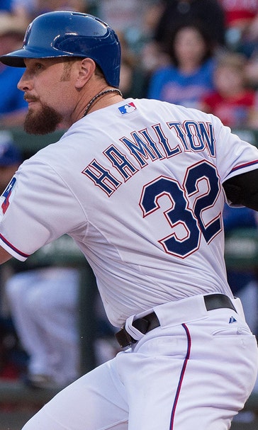 Rangers place Hamilton on DL with knee inflammation